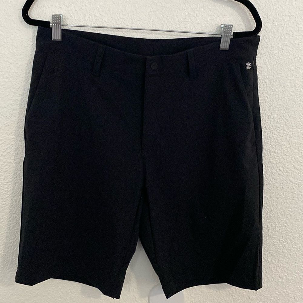 NWT- ADIDAS- 32” Nylon golf shorts-Size 32